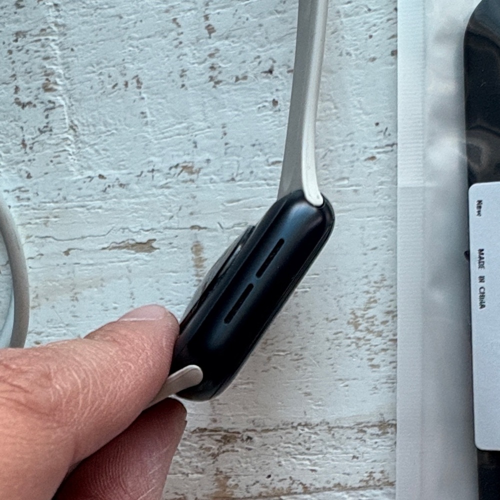 Apple Watch SE 40mm - Picture 3 of 12